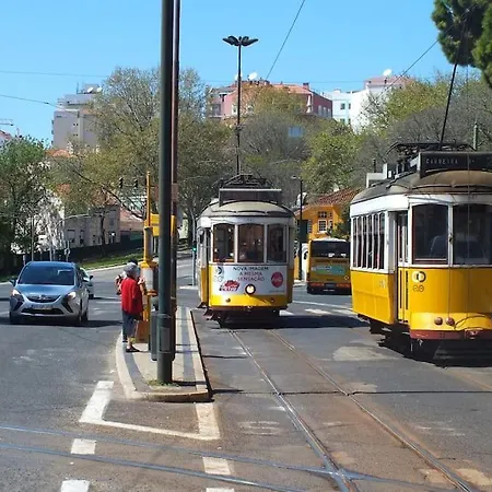 Appartamento Charme Na Estrela Lisbona